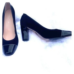 NWOT Taryn Rose Pumps Suede & Patent Leather Sz 9